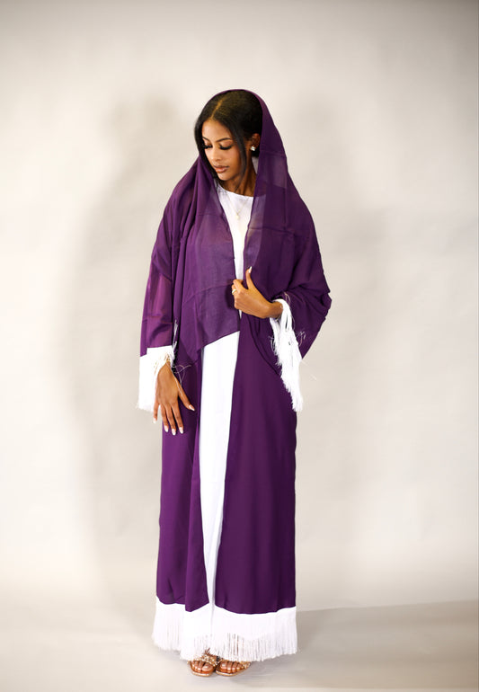 "Abaya Trends 2023: A Glimpse into the Latest Styles and Innovations"